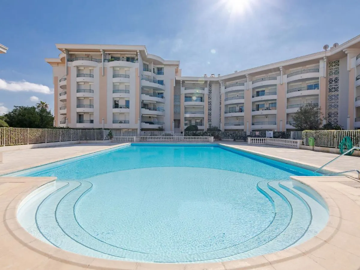 Apartment Le Cesaree-5 By Interhome Fréjus 0*,  فرنسا