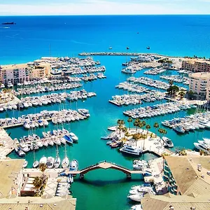  Appartement F2 à Port-fréjus 2/4 Personnes